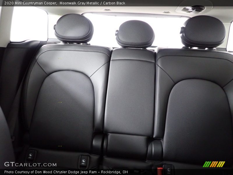 Moonwalk Gray Metallic / Carbon Black 2020 Mini Countryman Cooper