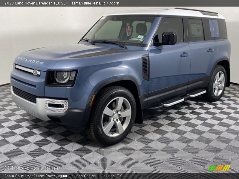  2023 Defender 110 SE Tasman Blue Metallic