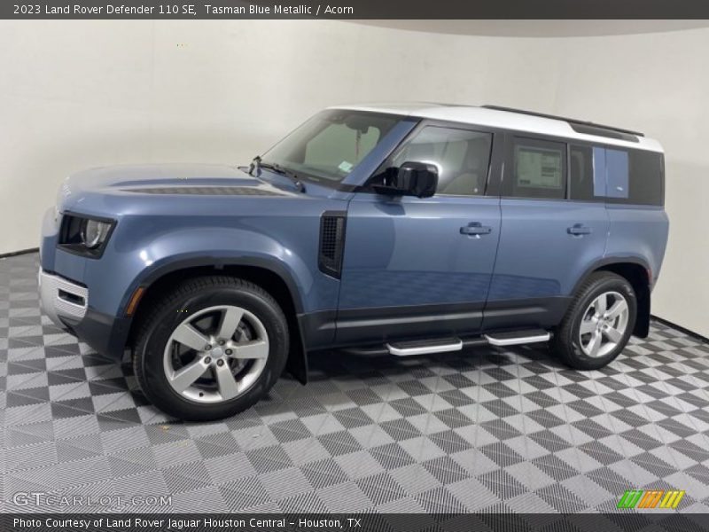  2023 Defender 110 SE Tasman Blue Metallic