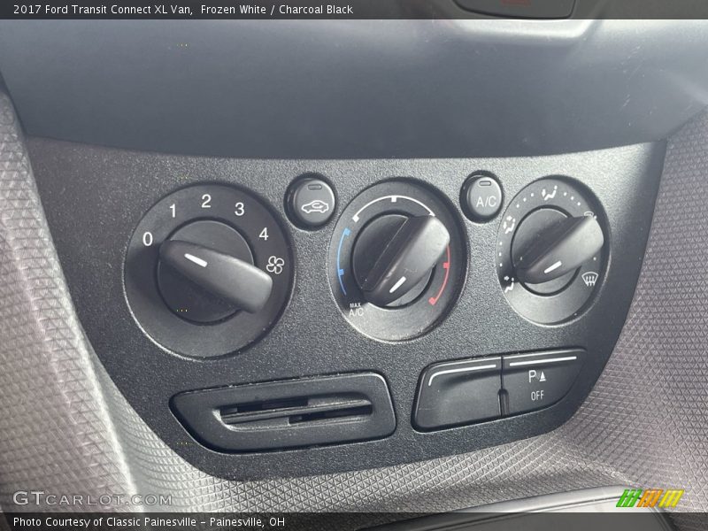Frozen White / Charcoal Black 2017 Ford Transit Connect XL Van