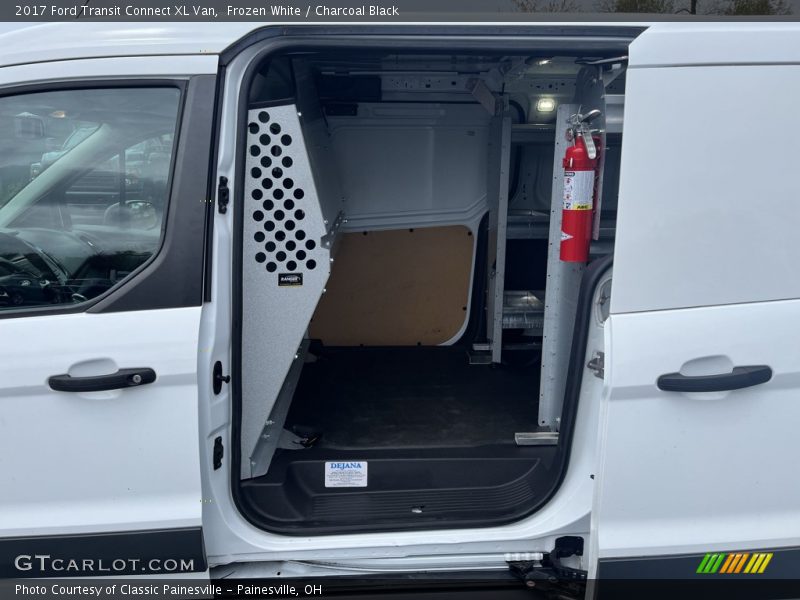 Frozen White / Charcoal Black 2017 Ford Transit Connect XL Van