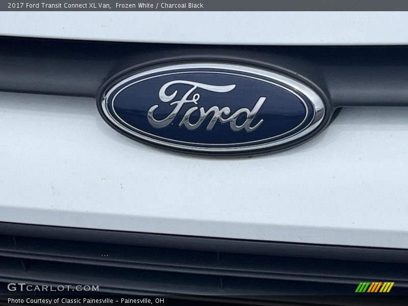 Frozen White / Charcoal Black 2017 Ford Transit Connect XL Van
