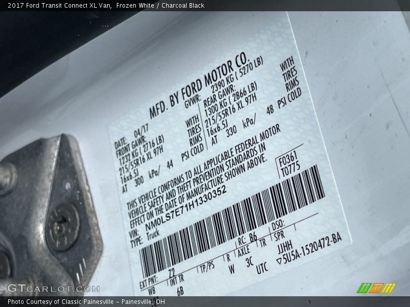 Frozen White / Charcoal Black 2017 Ford Transit Connect XL Van