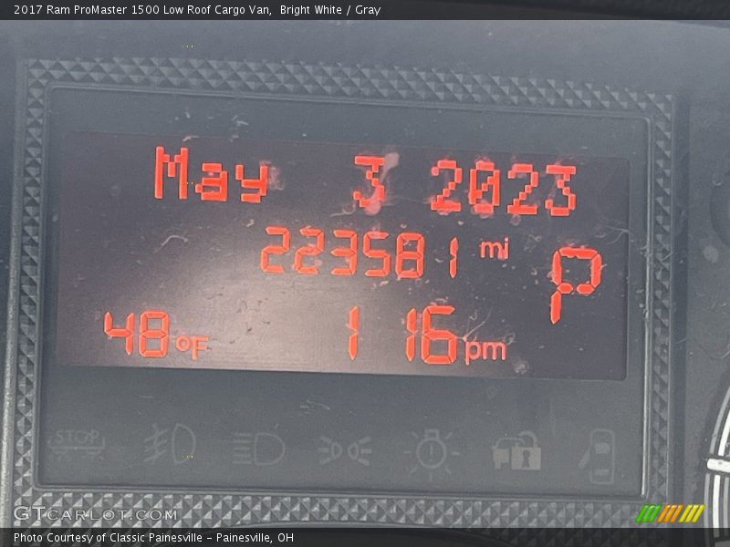 Bright White / Gray 2017 Ram ProMaster 1500 Low Roof Cargo Van