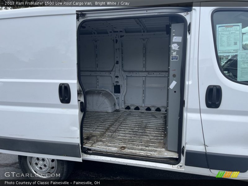 Bright White / Gray 2017 Ram ProMaster 1500 Low Roof Cargo Van