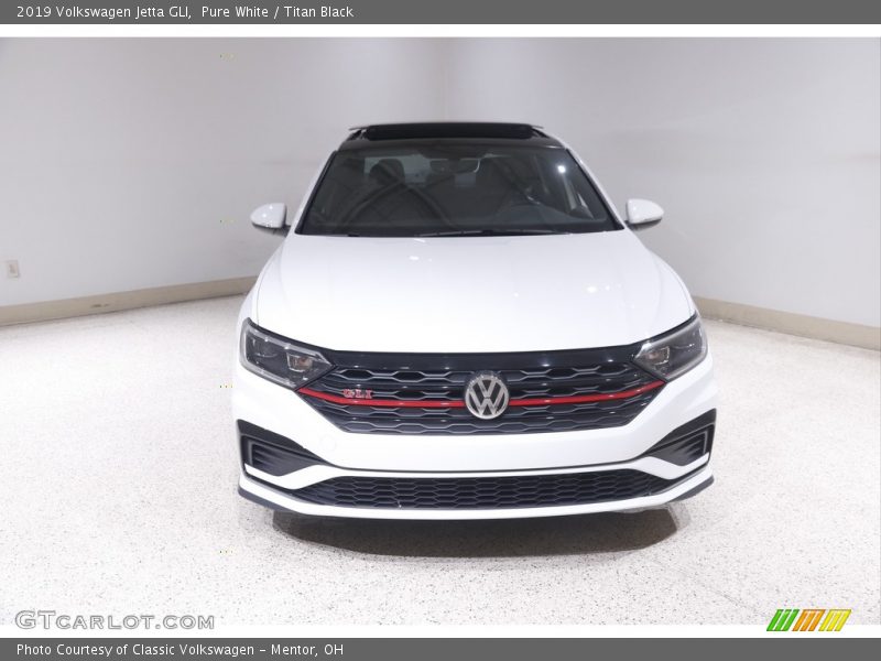 Pure White / Titan Black 2019 Volkswagen Jetta GLI
