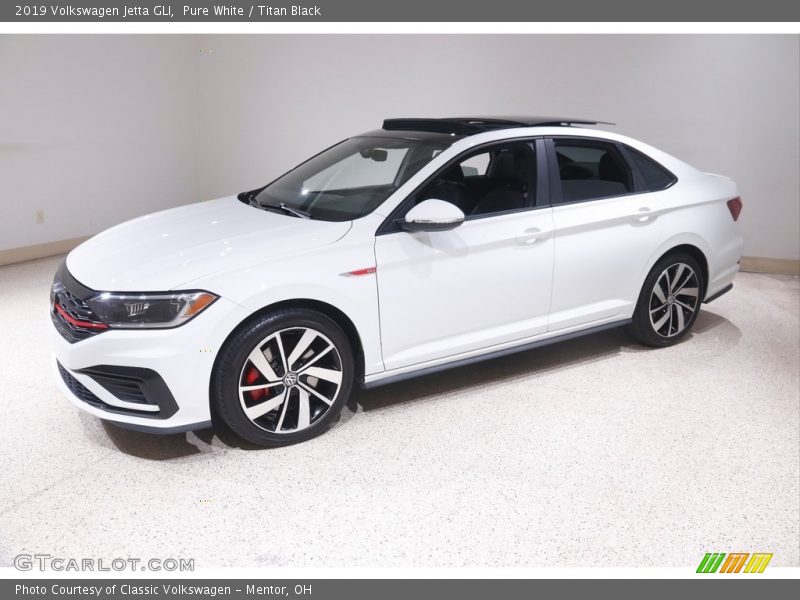 Pure White / Titan Black 2019 Volkswagen Jetta GLI