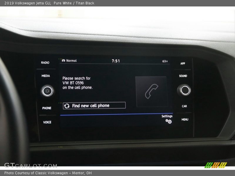 Pure White / Titan Black 2019 Volkswagen Jetta GLI