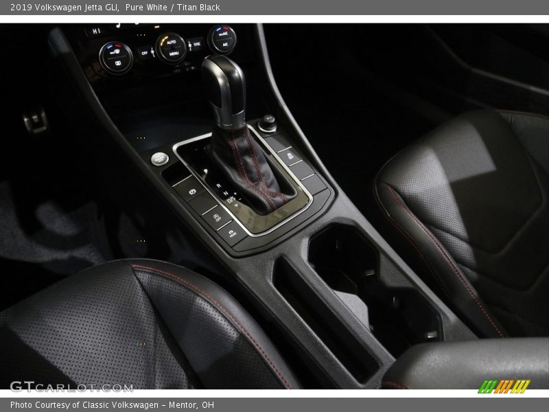 Pure White / Titan Black 2019 Volkswagen Jetta GLI