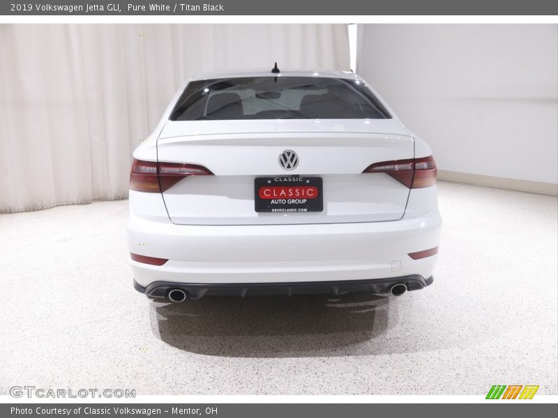 Pure White / Titan Black 2019 Volkswagen Jetta GLI