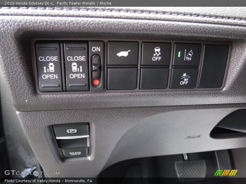 Pacific Pewter Metallic / Mocha 2019 Honda Odyssey EX-L