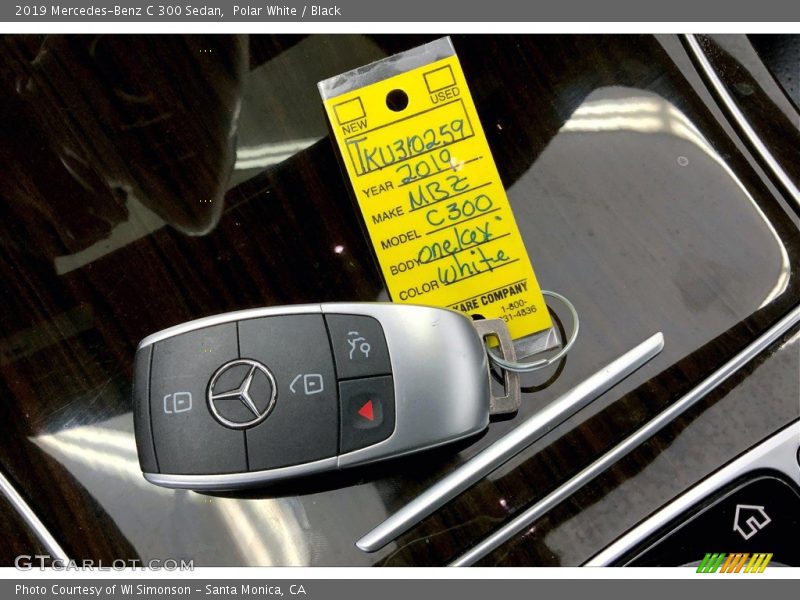 Polar White / Black 2019 Mercedes-Benz C 300 Sedan