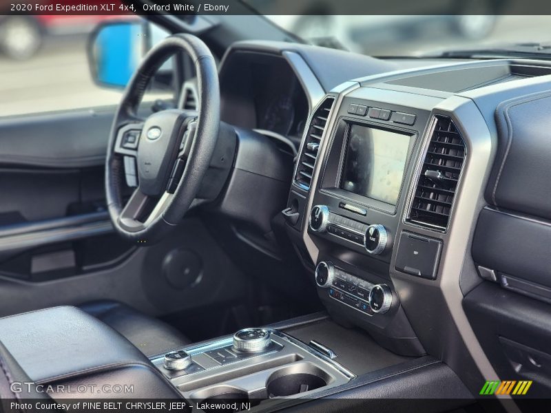 Oxford White / Ebony 2020 Ford Expedition XLT 4x4