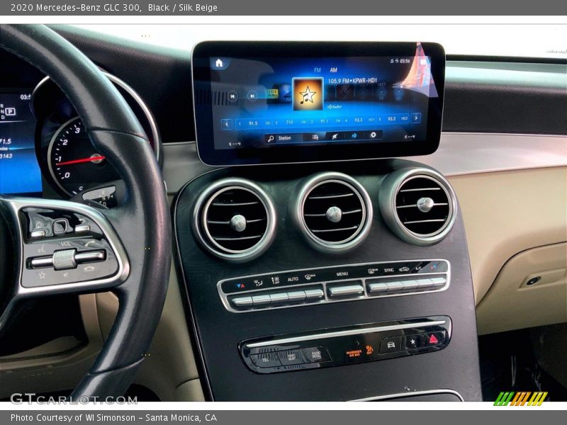 Black / Silk Beige 2020 Mercedes-Benz GLC 300