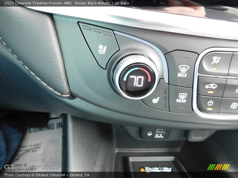 Mosaic Black Metallic / Jet Black 2023 Chevrolet Traverse Premier AWD