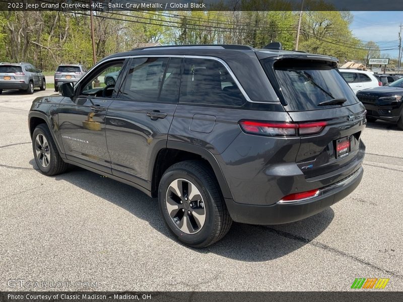 Baltic Gray Metallic / Global Black 2023 Jeep Grand Cherokee 4XE
