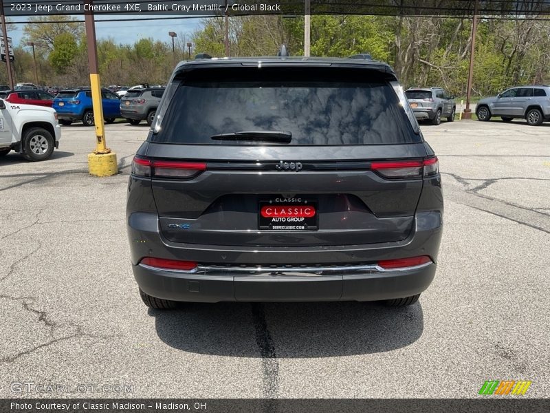 Baltic Gray Metallic / Global Black 2023 Jeep Grand Cherokee 4XE