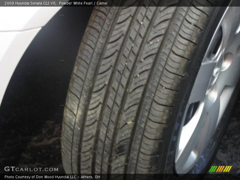 Powder White Pearl / Camel 2009 Hyundai Sonata GLS V6