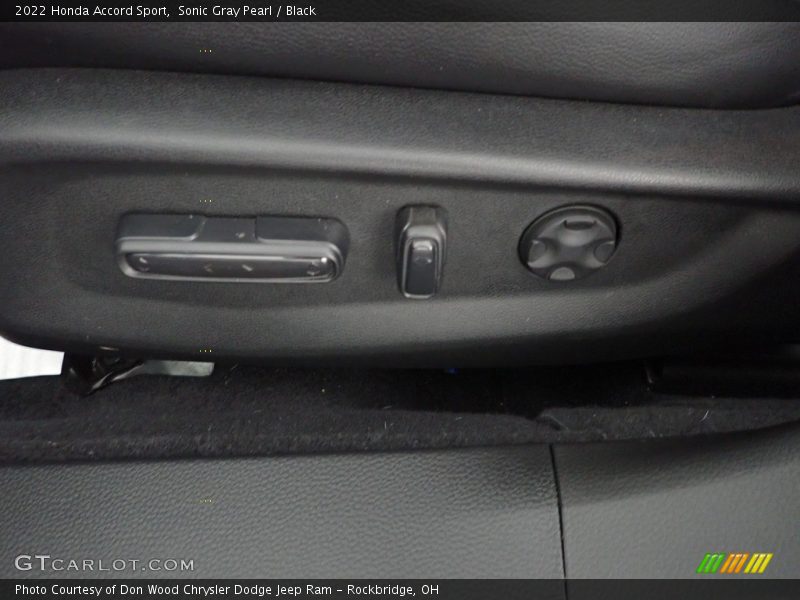 Sonic Gray Pearl / Black 2022 Honda Accord Sport