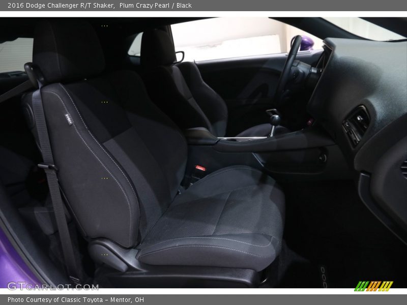Plum Crazy Pearl / Black 2016 Dodge Challenger R/T Shaker