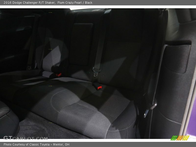 Plum Crazy Pearl / Black 2016 Dodge Challenger R/T Shaker