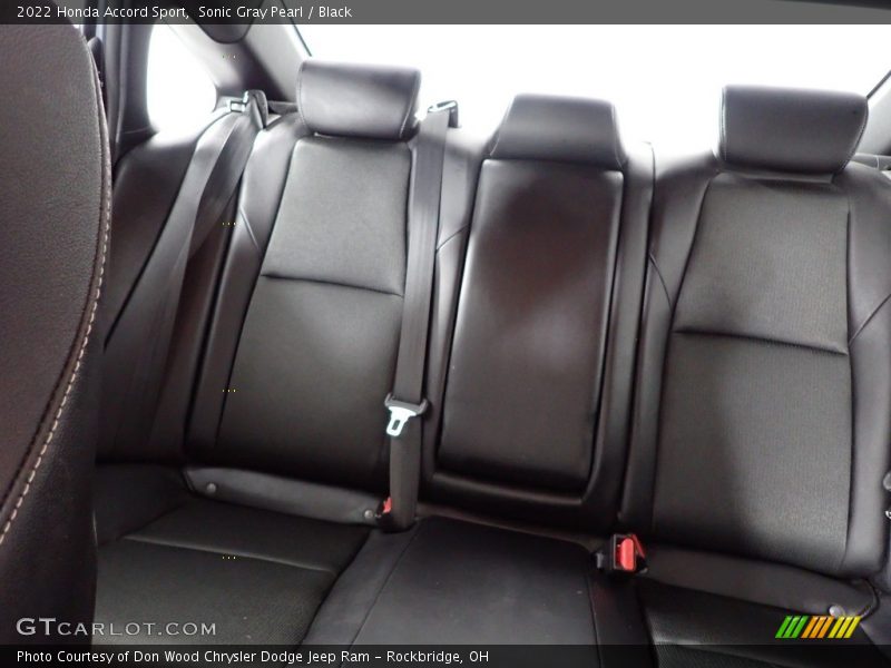 Sonic Gray Pearl / Black 2022 Honda Accord Sport