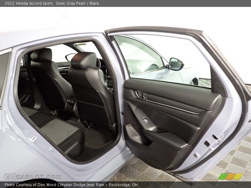 Sonic Gray Pearl / Black 2022 Honda Accord Sport