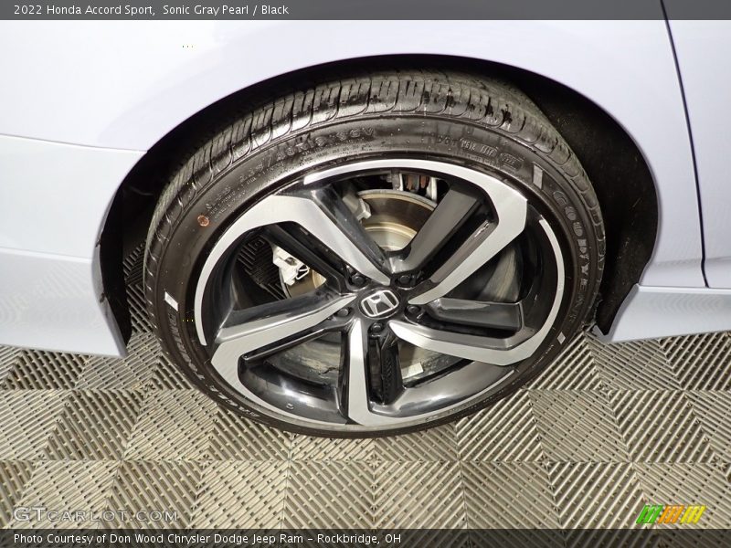 Sonic Gray Pearl / Black 2022 Honda Accord Sport