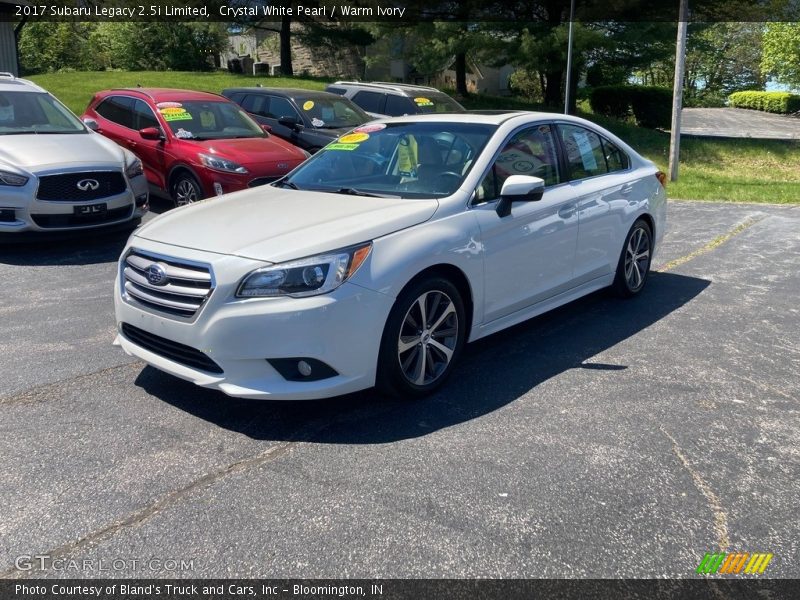 Crystal White Pearl / Warm Ivory 2017 Subaru Legacy 2.5i Limited