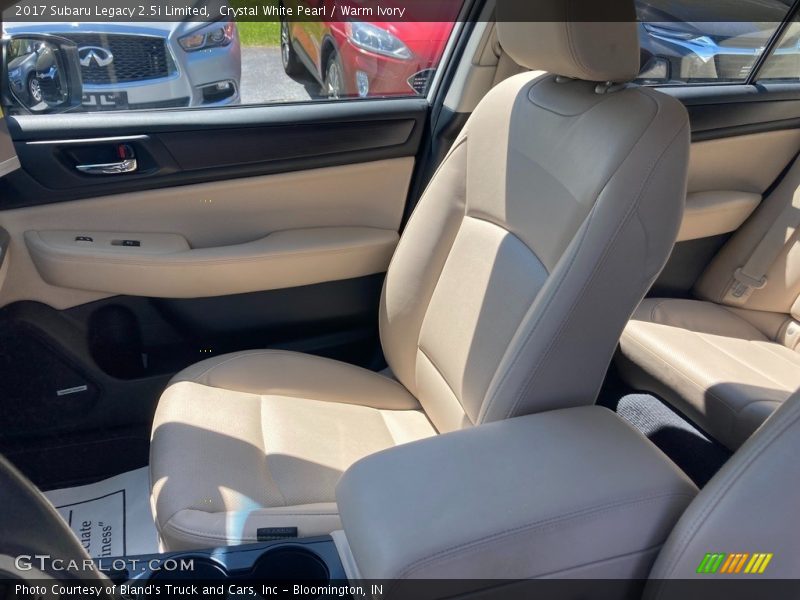 Crystal White Pearl / Warm Ivory 2017 Subaru Legacy 2.5i Limited