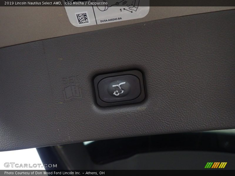 Iced Mocha / Cappuccino 2019 Lincoln Nautilus Select AWD