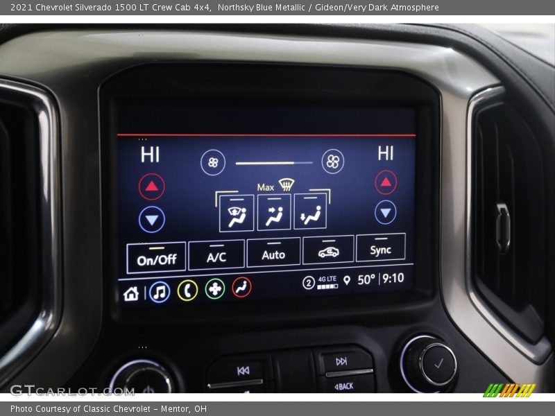 Controls of 2021 Silverado 1500 LT Crew Cab 4x4