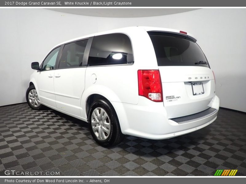 White Knuckle / Black/Light Graystone 2017 Dodge Grand Caravan SE