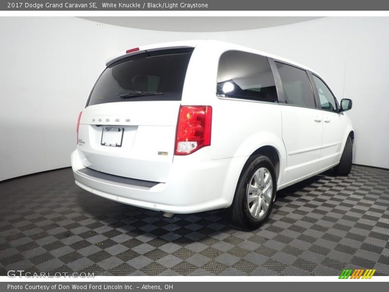 White Knuckle / Black/Light Graystone 2017 Dodge Grand Caravan SE
