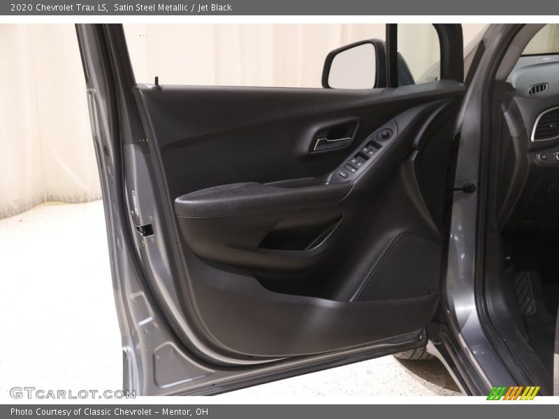 Satin Steel Metallic / Jet Black 2020 Chevrolet Trax LS