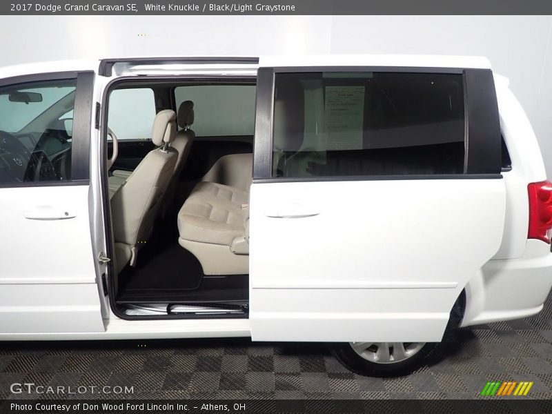 White Knuckle / Black/Light Graystone 2017 Dodge Grand Caravan SE
