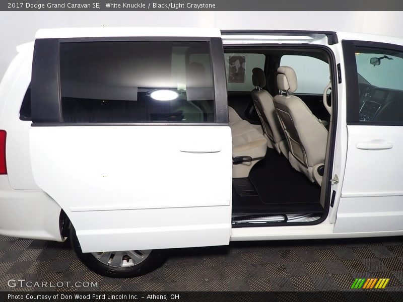 White Knuckle / Black/Light Graystone 2017 Dodge Grand Caravan SE