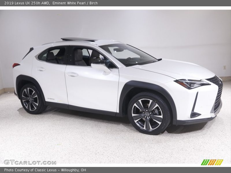  2019 UX 250h AWD Eminent White Pearl