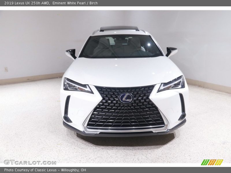 Eminent White Pearl / Birch 2019 Lexus UX 250h AWD