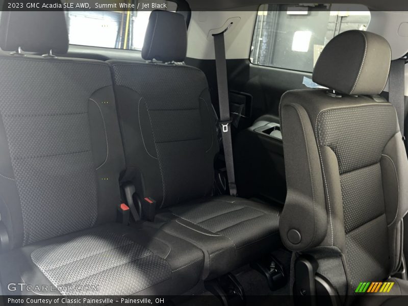 Summit White / Jet Black 2023 GMC Acadia SLE AWD