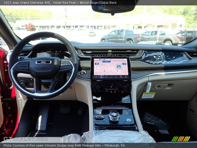 Velvet Red Pearl / Wicker Beige/Global Black 2023 Jeep Grand Cherokee 4XE