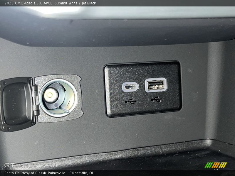 Summit White / Jet Black 2023 GMC Acadia SLE AWD