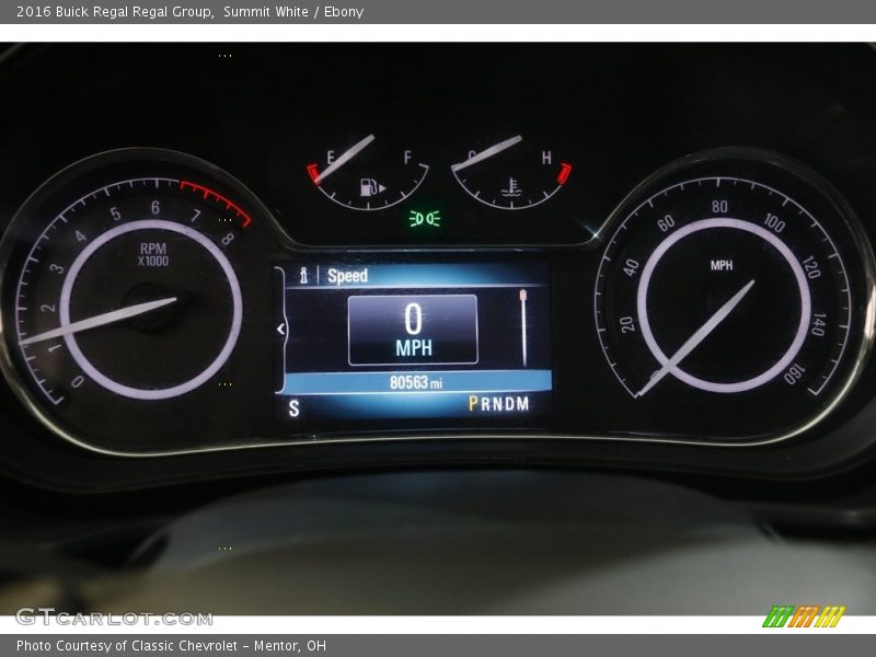 Summit White / Ebony 2016 Buick Regal Regal Group