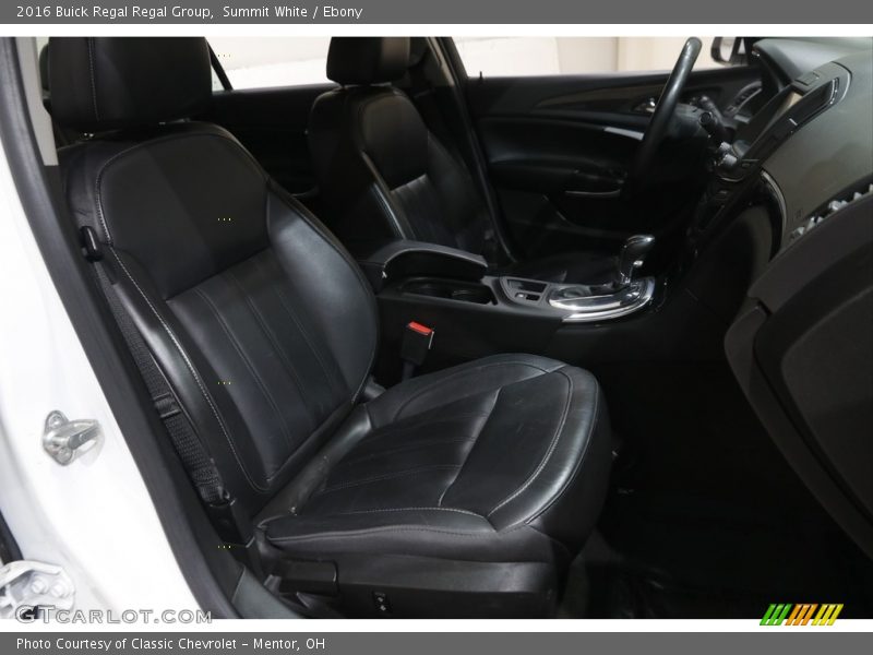 Summit White / Ebony 2016 Buick Regal Regal Group