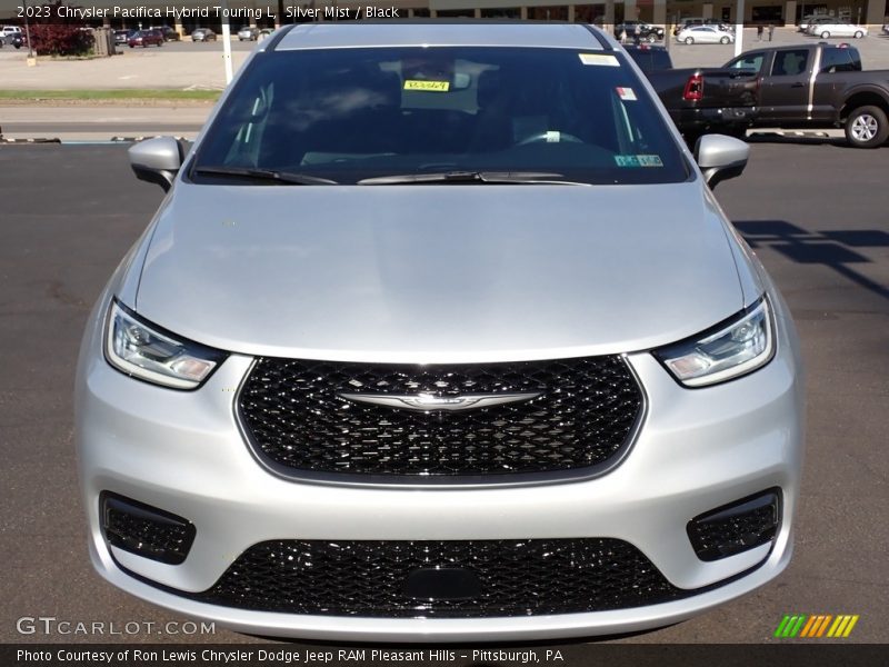 Silver Mist / Black 2023 Chrysler Pacifica Hybrid Touring L