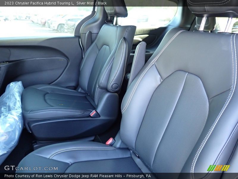 Silver Mist / Black 2023 Chrysler Pacifica Hybrid Touring L