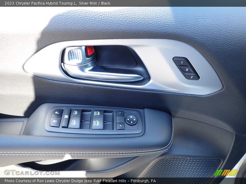 Silver Mist / Black 2023 Chrysler Pacifica Hybrid Touring L