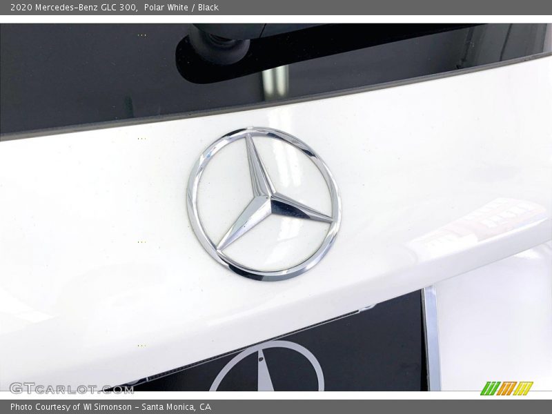 Polar White / Black 2020 Mercedes-Benz GLC 300