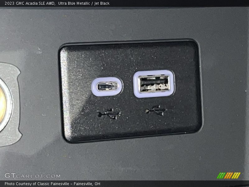 Ultra Blue Metallic / Jet Black 2023 GMC Acadia SLE AWD