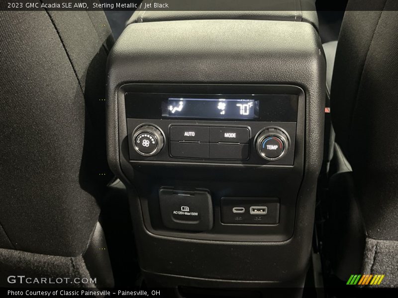 Sterling Metallic / Jet Black 2023 GMC Acadia SLE AWD